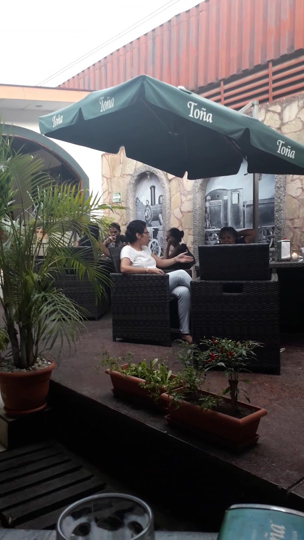 Restaurante Kaffe Café: pleasant outdoor seating area