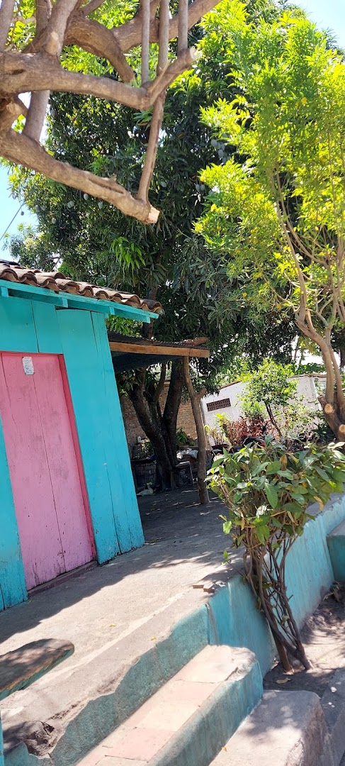 Café mi Casita: inviting outdoor restaurant atmosphere