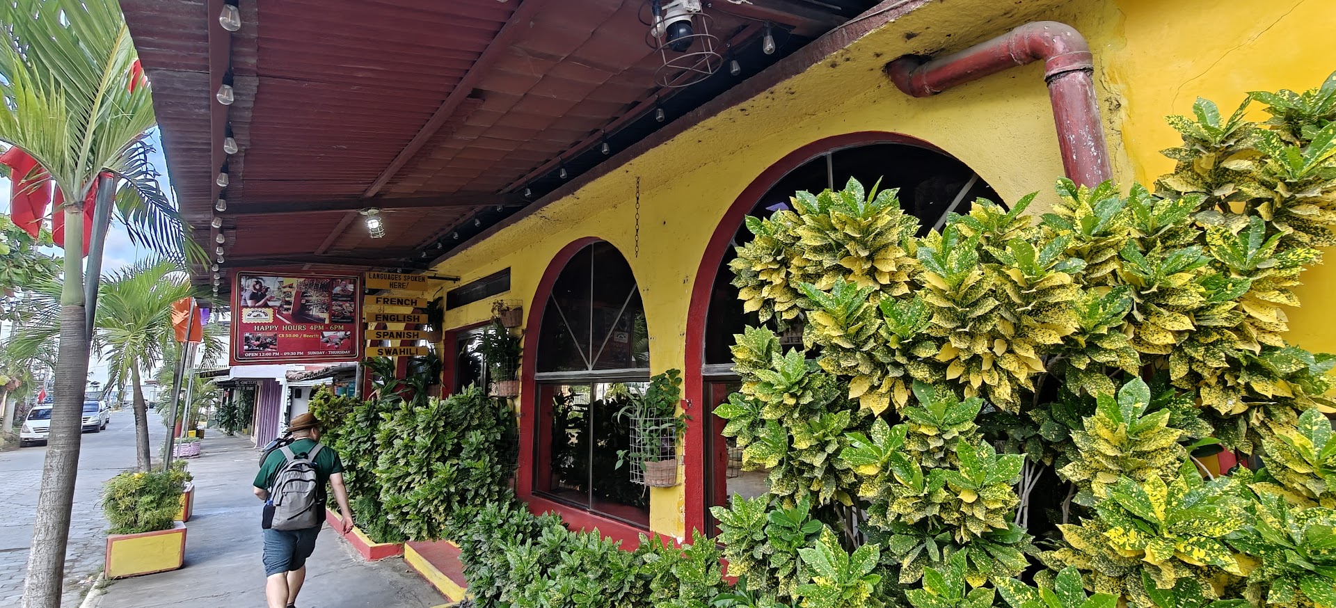 El Picante Mexican Restaurant: clear exterior shot of restaurant