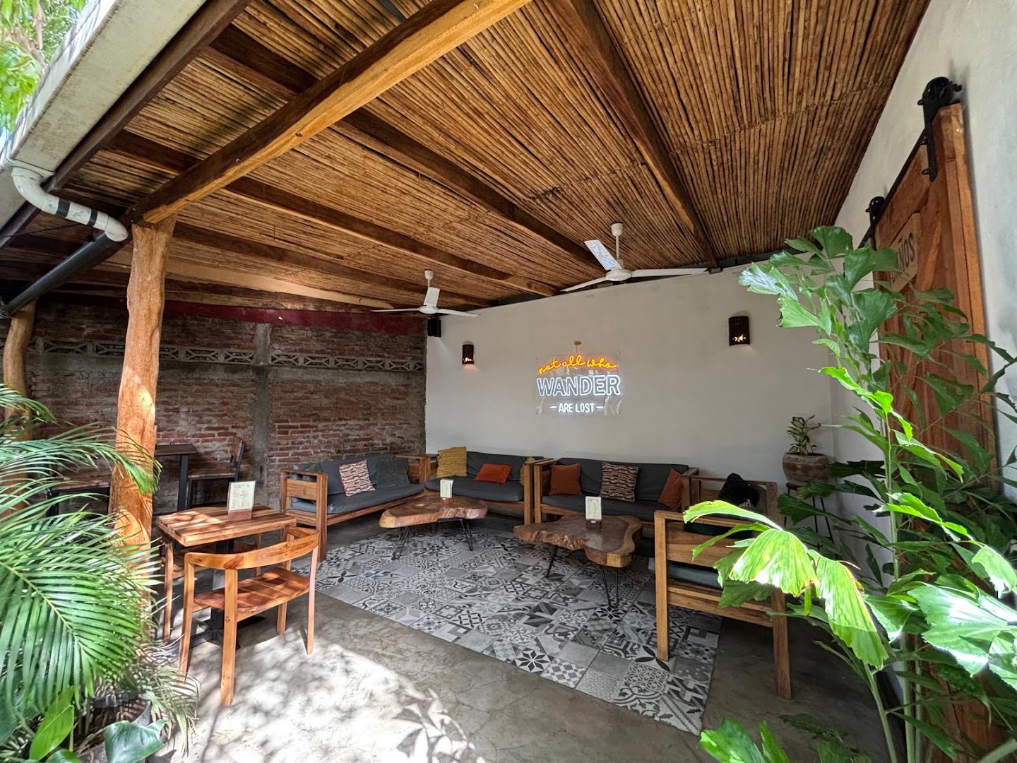 Dale Pues: inviting and well-lit venue interior