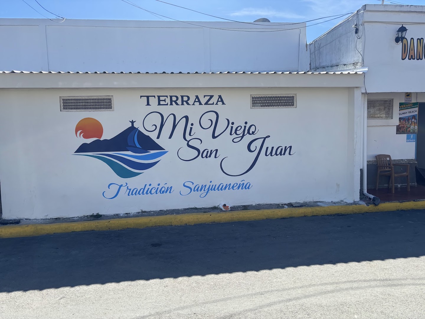Terraza Mi Viejo San Juan: clear signage of the venue