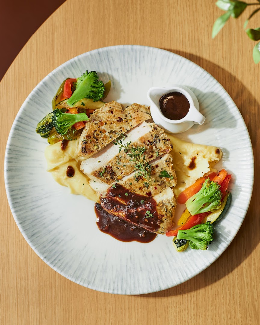 Cafe Blu: high quality, appetizing food photo