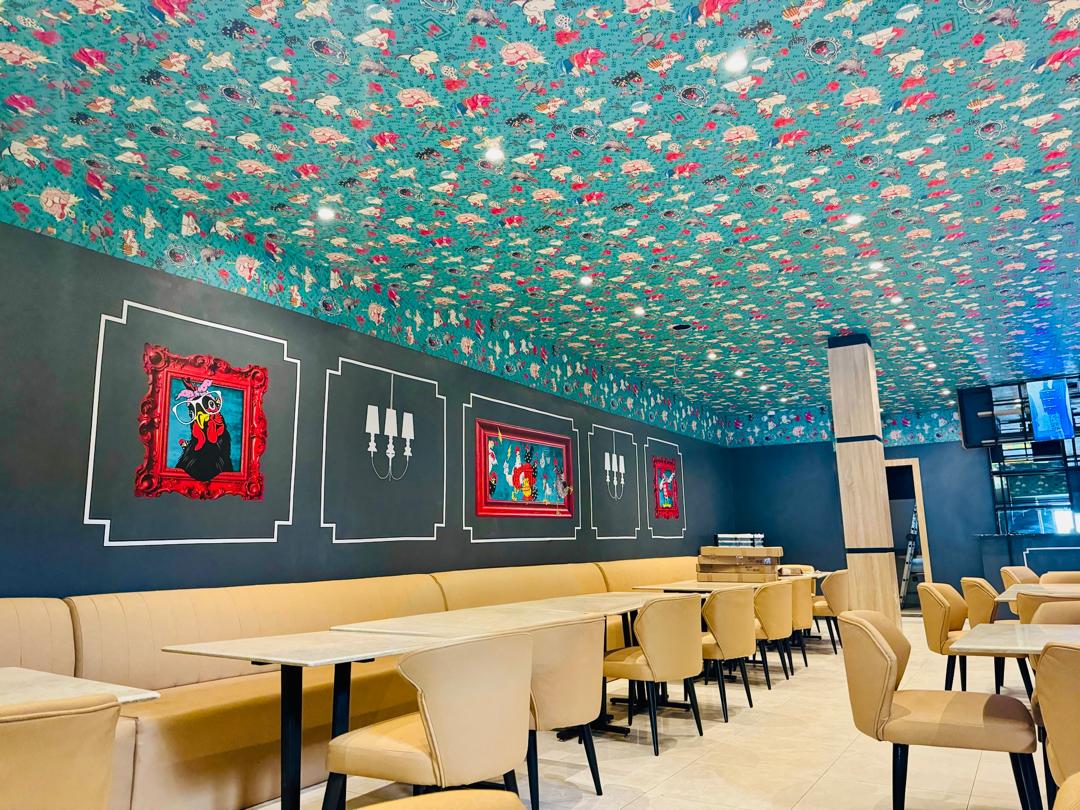 Cheeky Chick: clear, high-quality interior shot