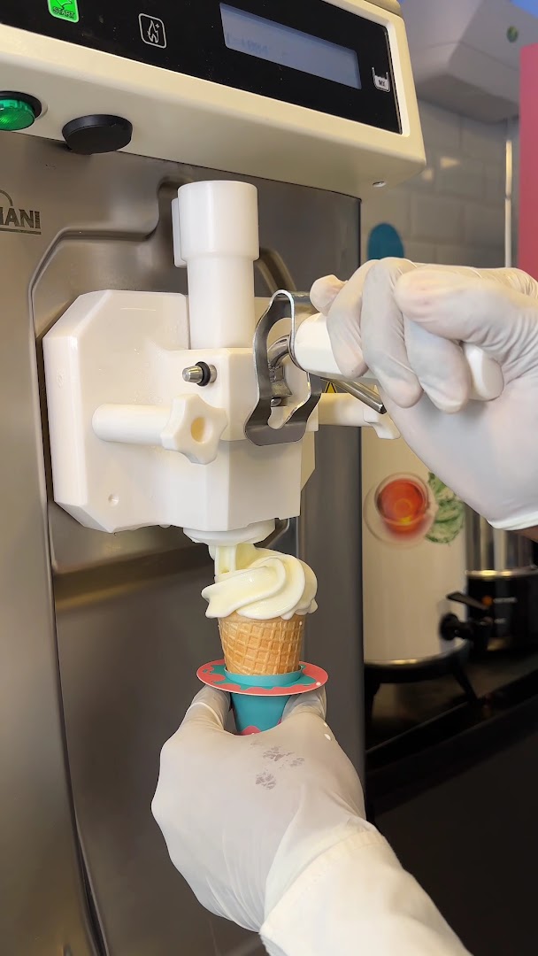 Frosty Pops: high quality food preparation photo