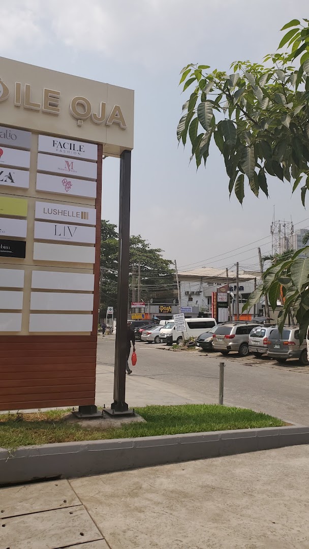 Ile Oja Victoria Island: clear signage of the venue