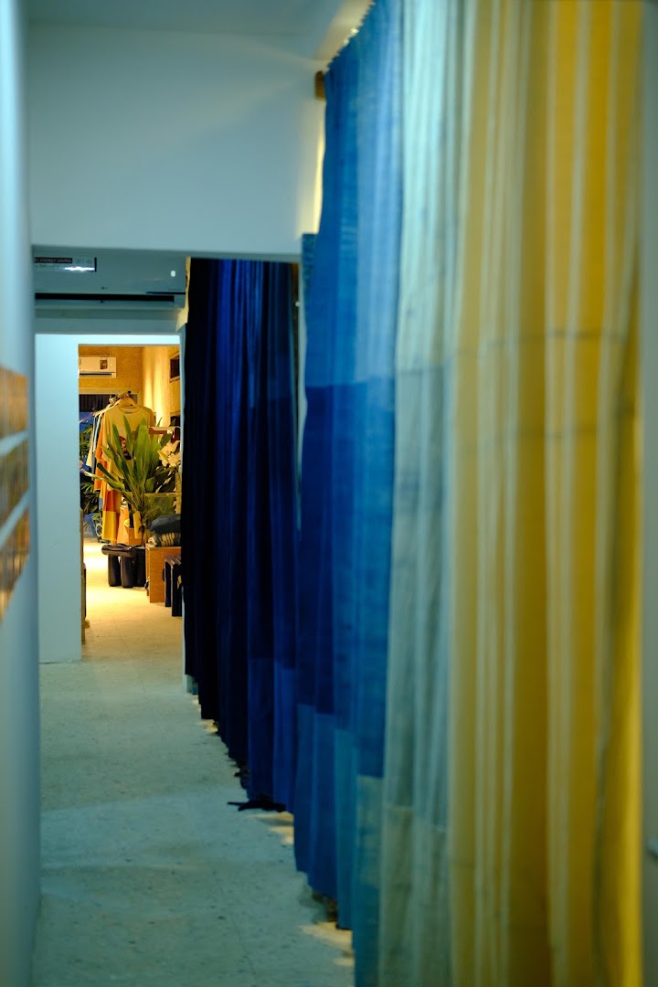 This Is Us: shop interior and atmosphere