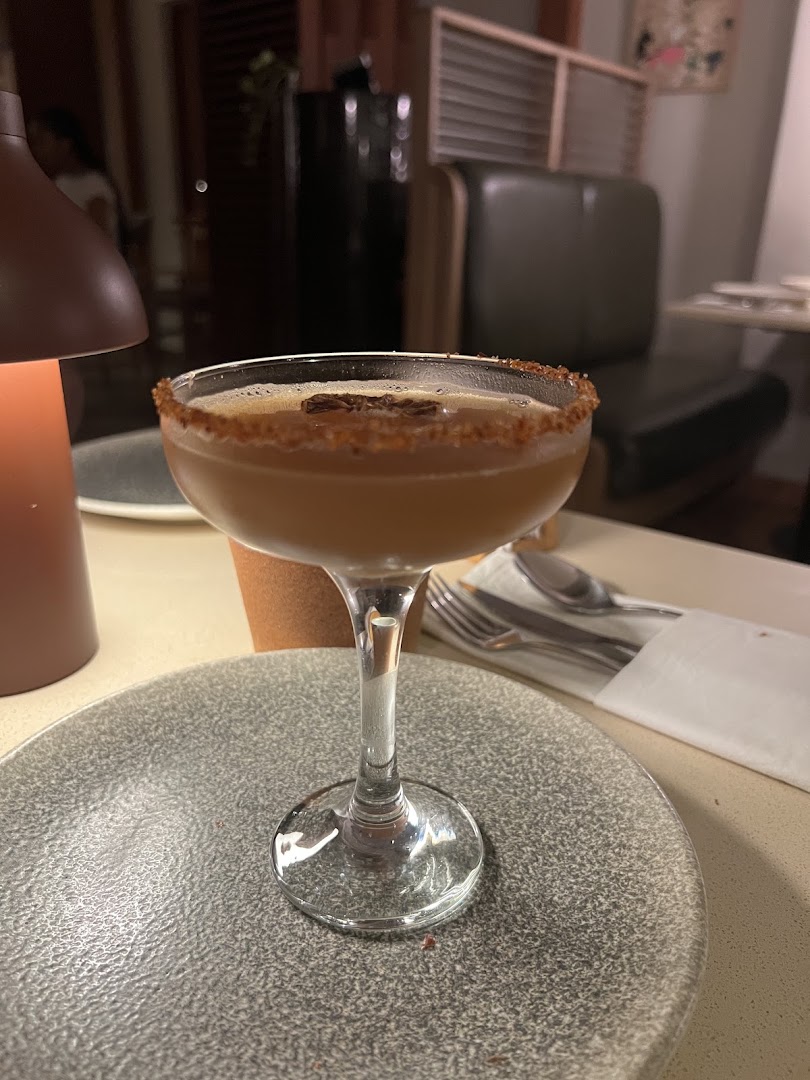 TT Lagos: appetizing photo of a cocktail