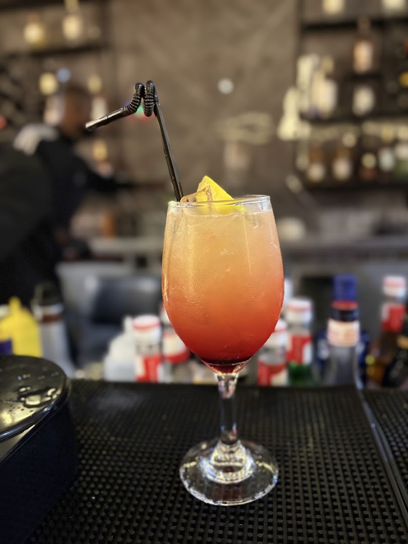 Zuma Lagos: appetizing cocktail photo at bar