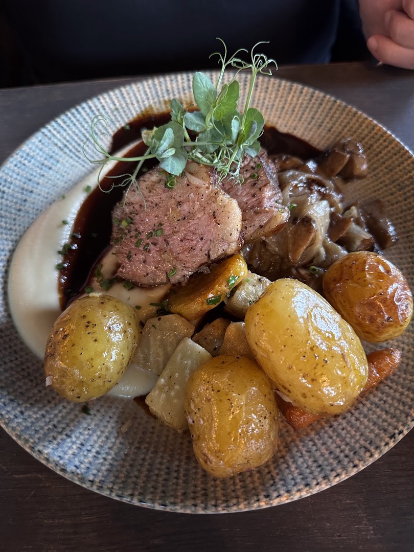 Anno: appetizing, high-quality food photography