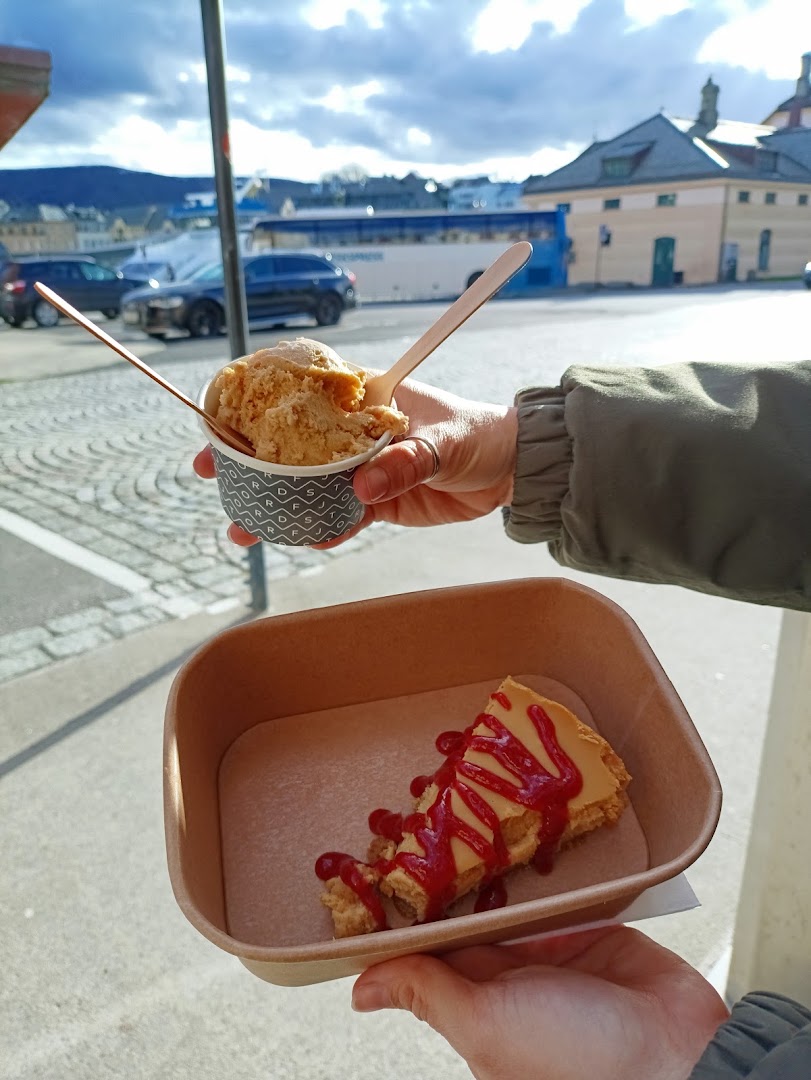 Storfjord Iskrem: appetizing photo of served food