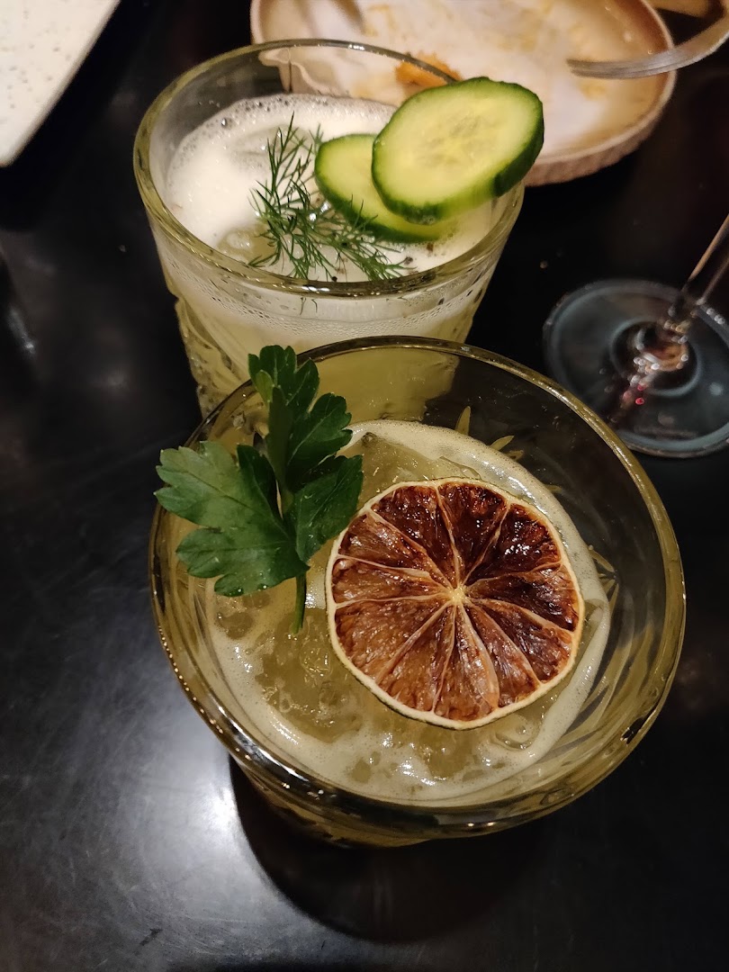 Ácido: appetizing, high-quality cocktail photography