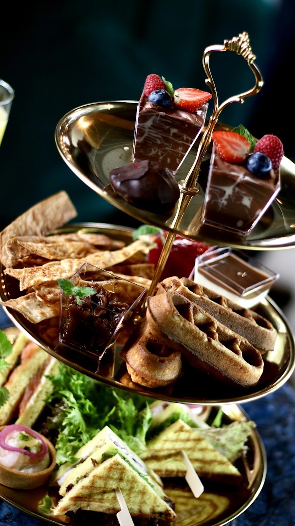 AJ Chocolate House Bar: high quality food photography