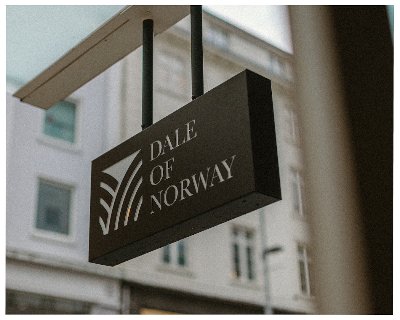 Dale of Norway Bergen: clear, professional storefront signage photo