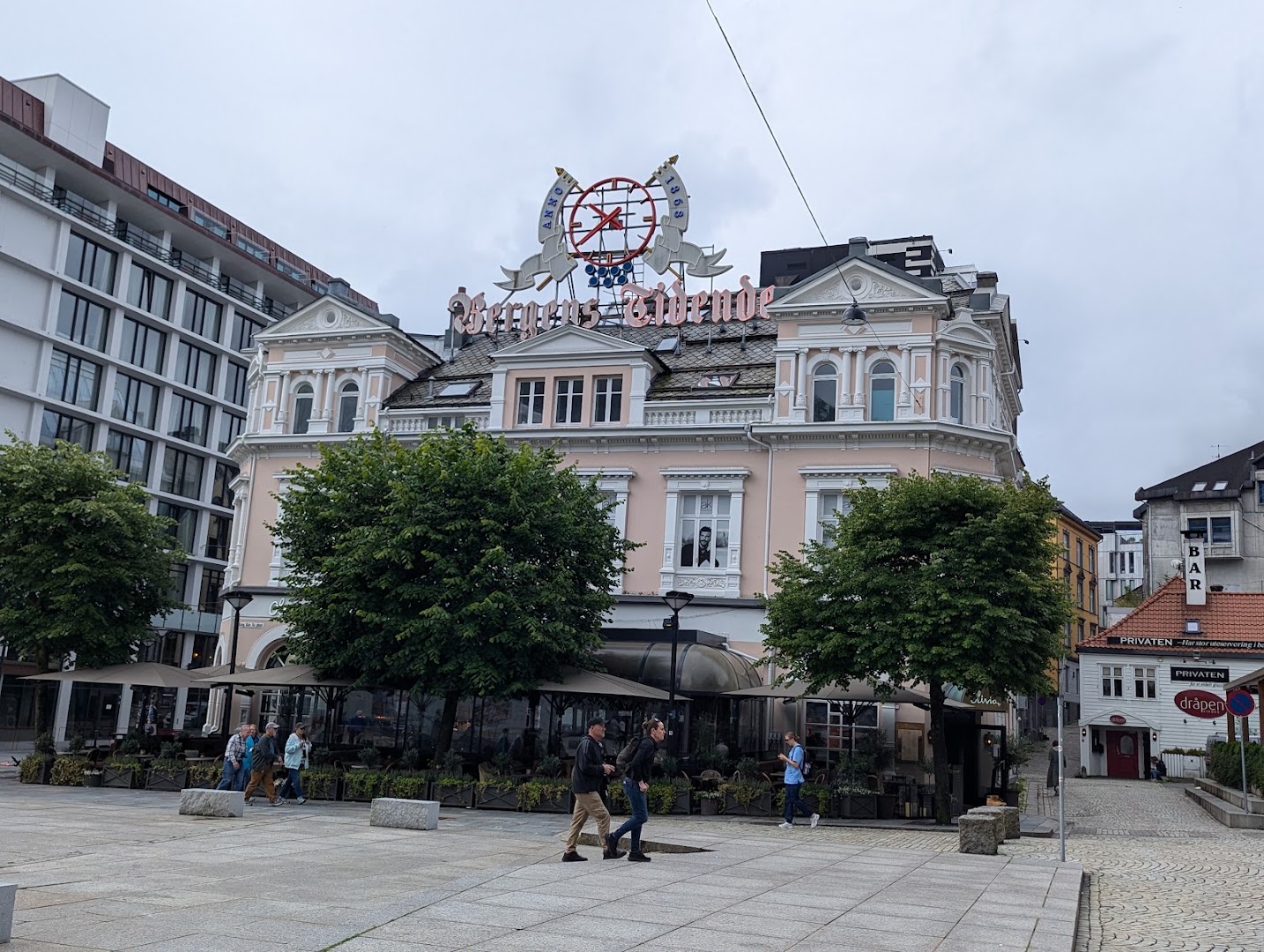 Dråpen Vinbar: venue exterior and atmosphere