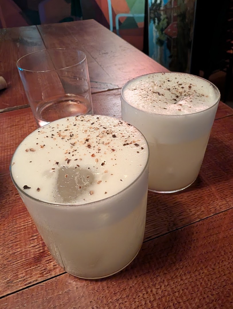 Elven Bar: appetizing photo of bar drinks