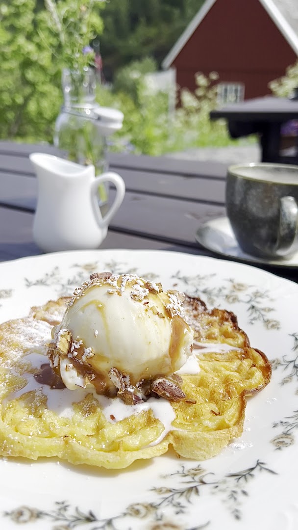 The Fjord Farm: appetizing food photo with atmosphere
