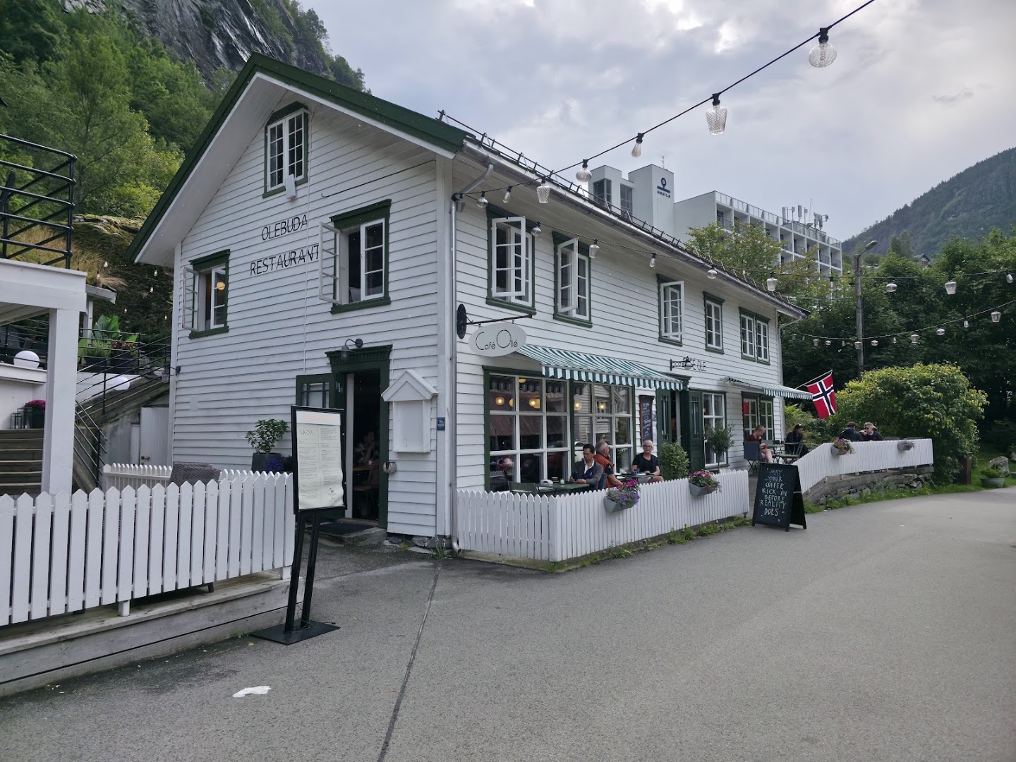 Olebuda: clear exterior shot of restaurant