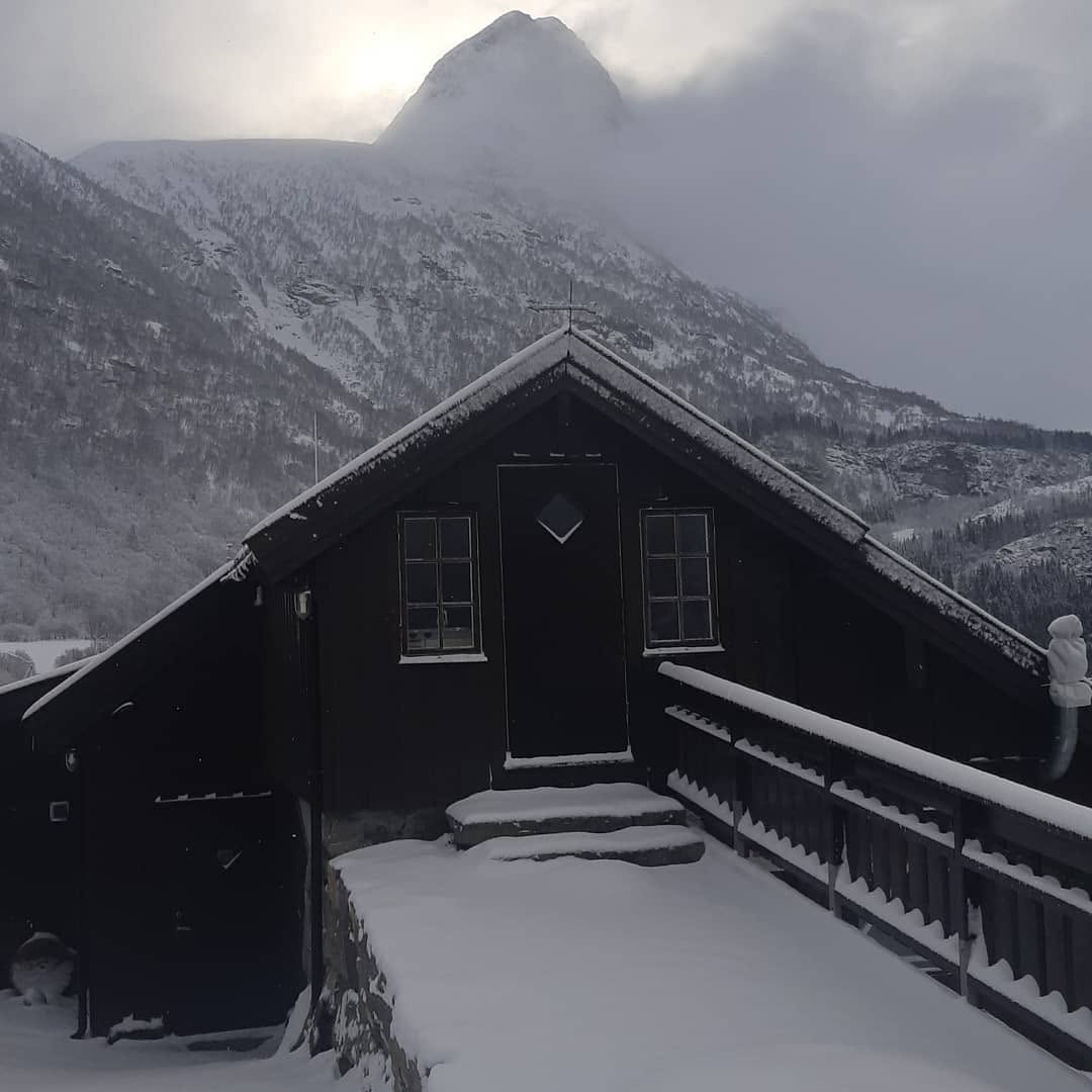 Vesterås Gard: atmospheric exterior shot of venue