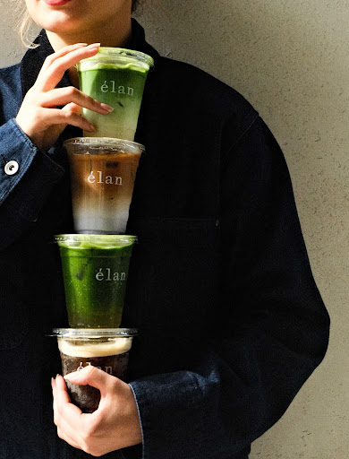 Élan: aesthetically pleasing product photography