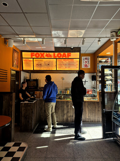 Fox & Loaf: clear shot of venue interior