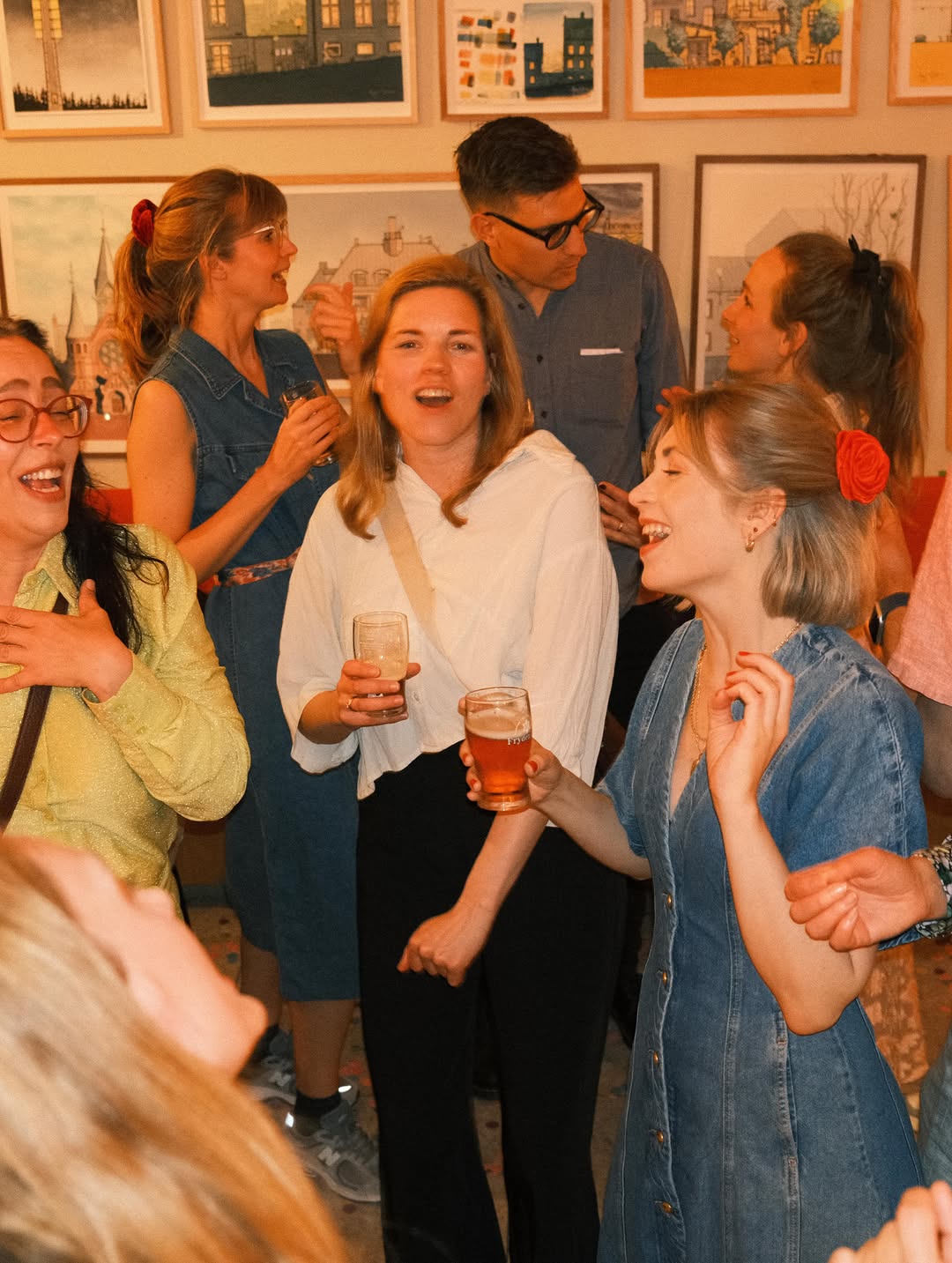 Rivertz: lively bar atmosphere well