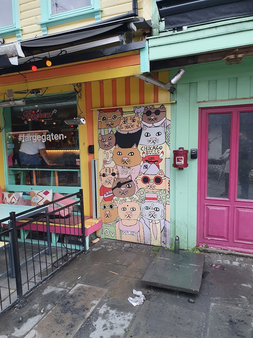 Hanekam: venue exterior and atmosphere