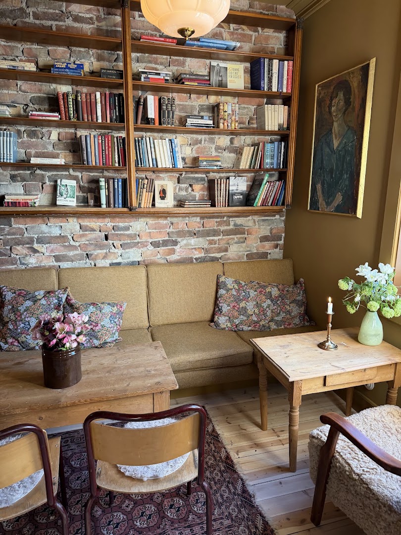 Helmer Storhaug: cozy and inviting interior atmosphere