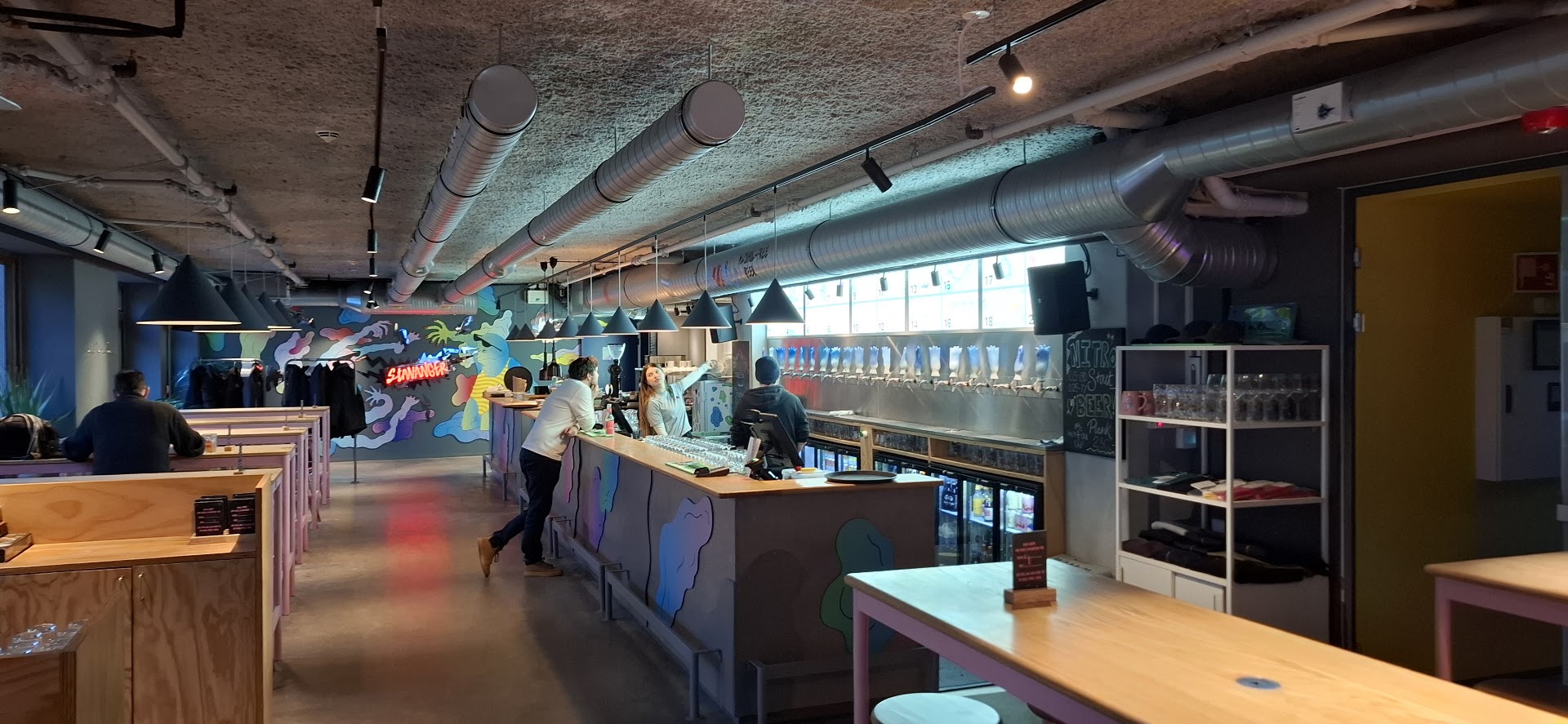 Lervig Local: clear view of bar interior