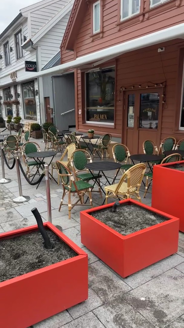 Palmen Bar: clear photo of bar terrace