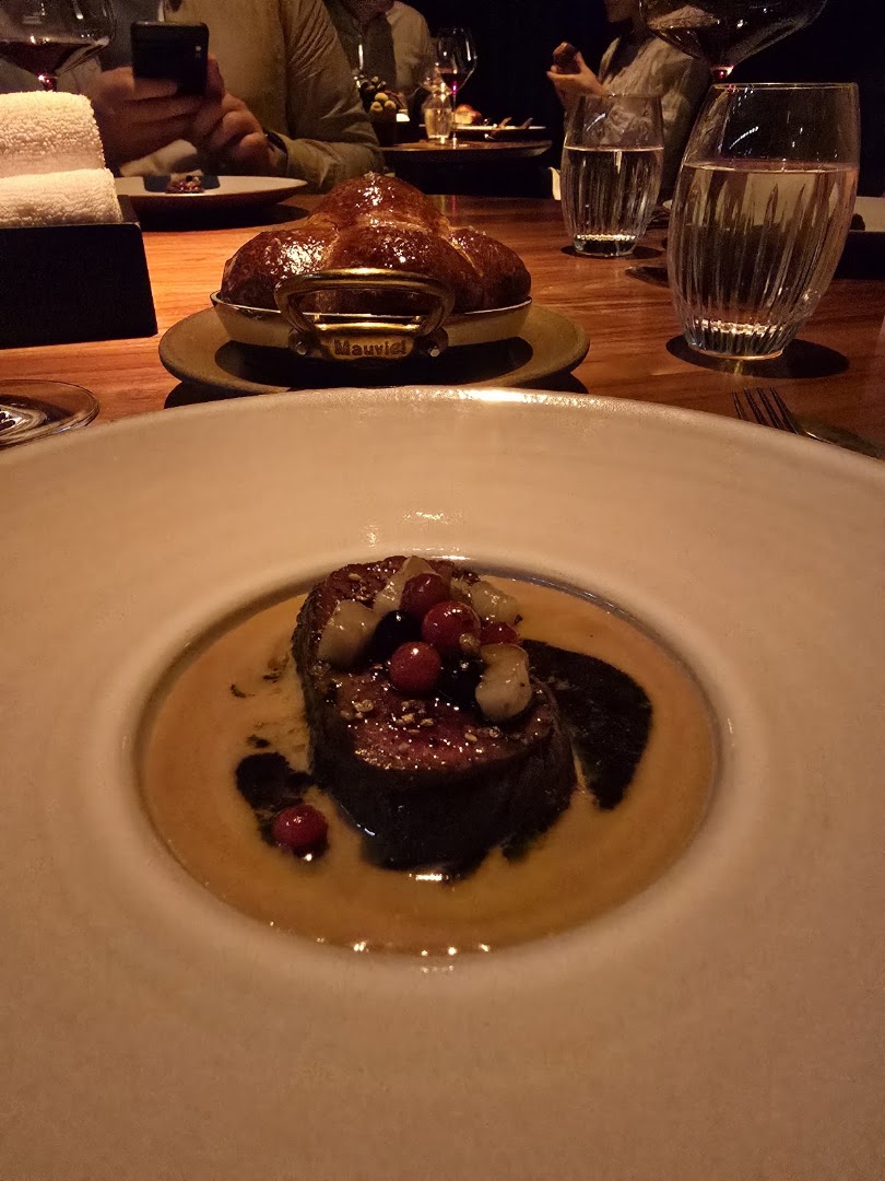 RE-NAA: high quality professional food photography