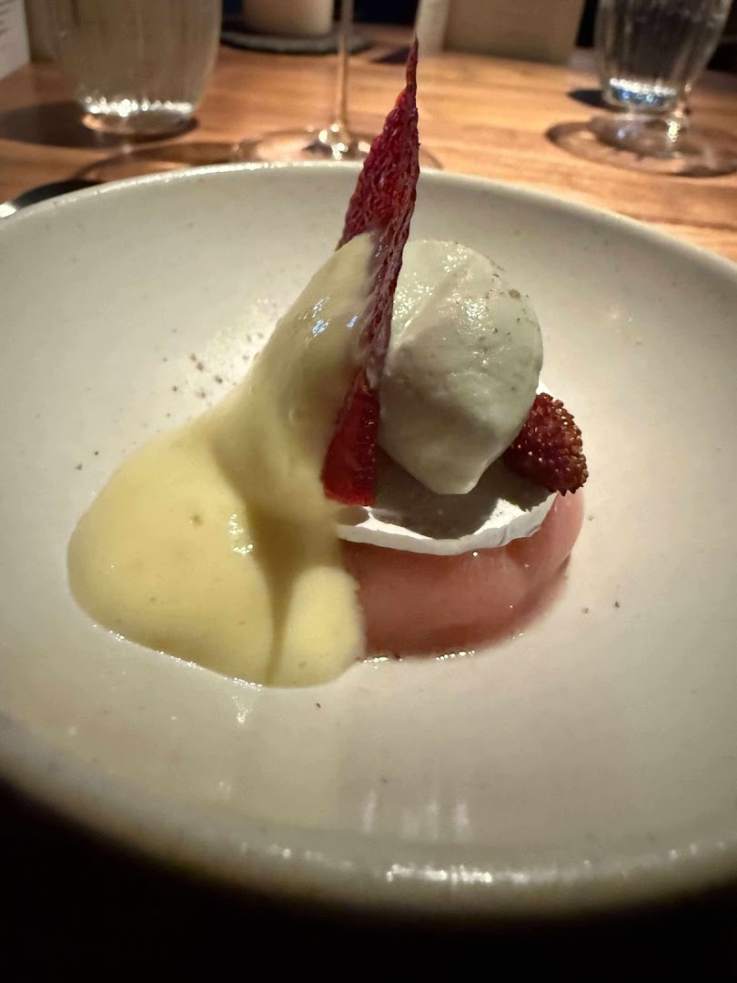RE-NAA: high quality professional food photography
