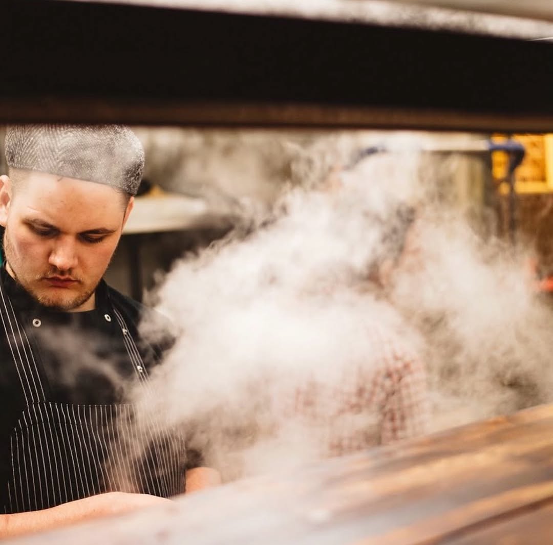 Bardus Bar: professional shot of staff working