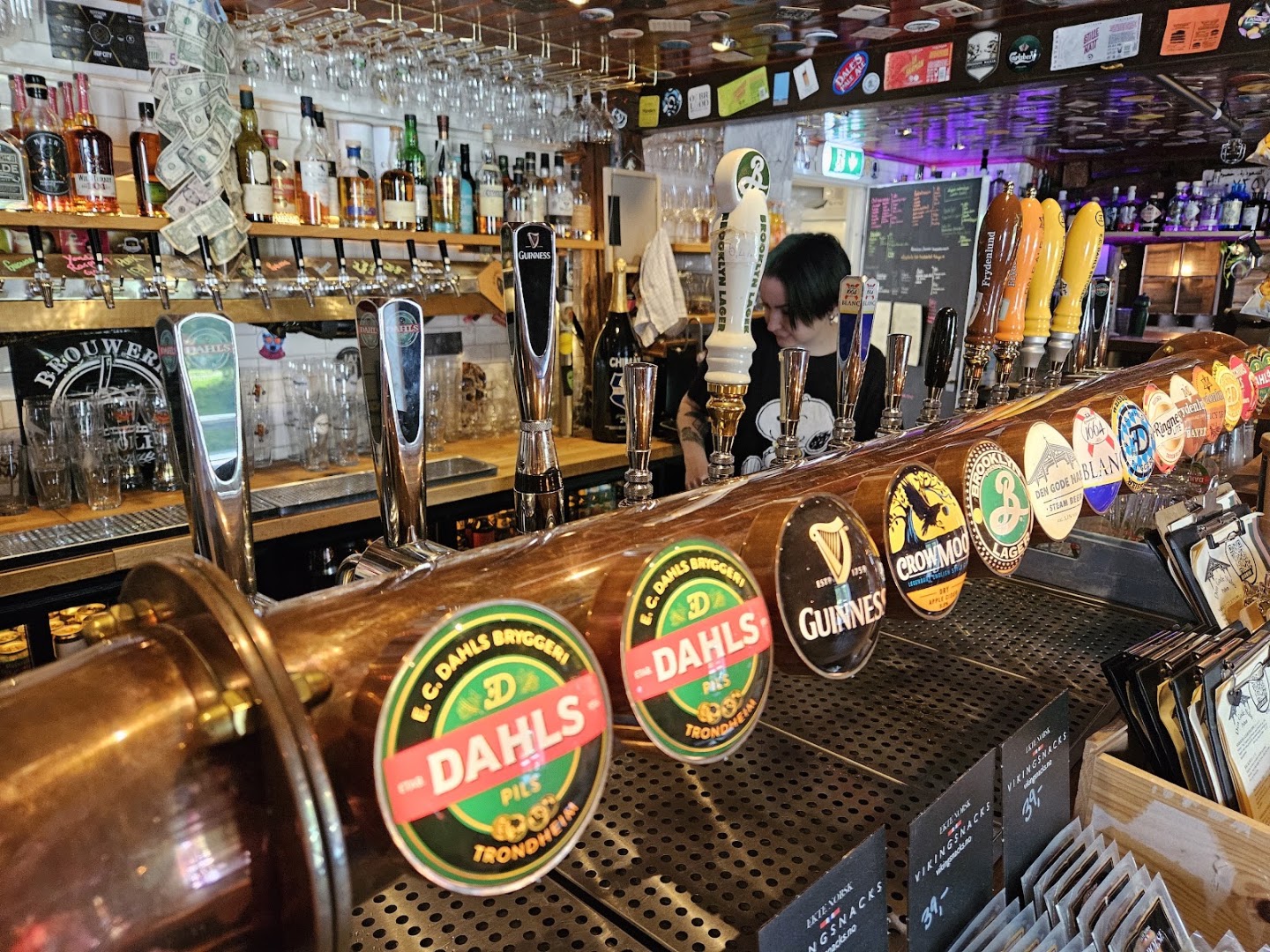 Den Gode Nabo: clear, inviting bar atmosphere photo