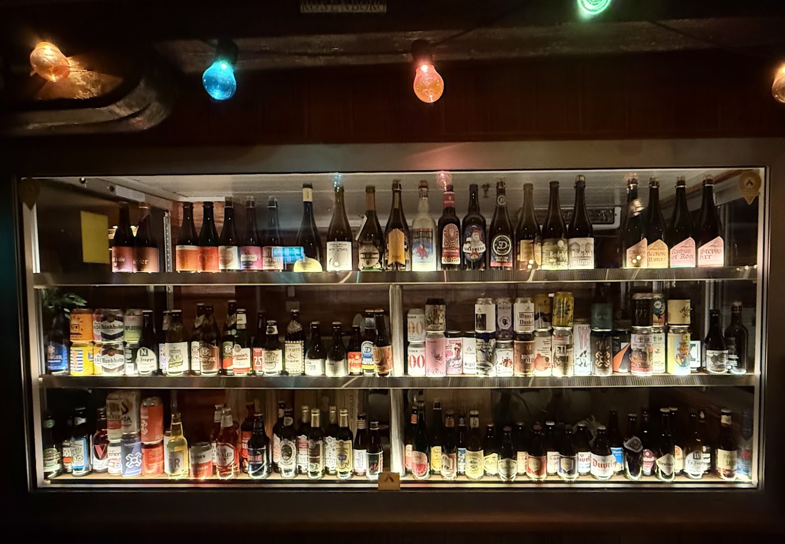 Den Gode Nabo: clear display of beer selection