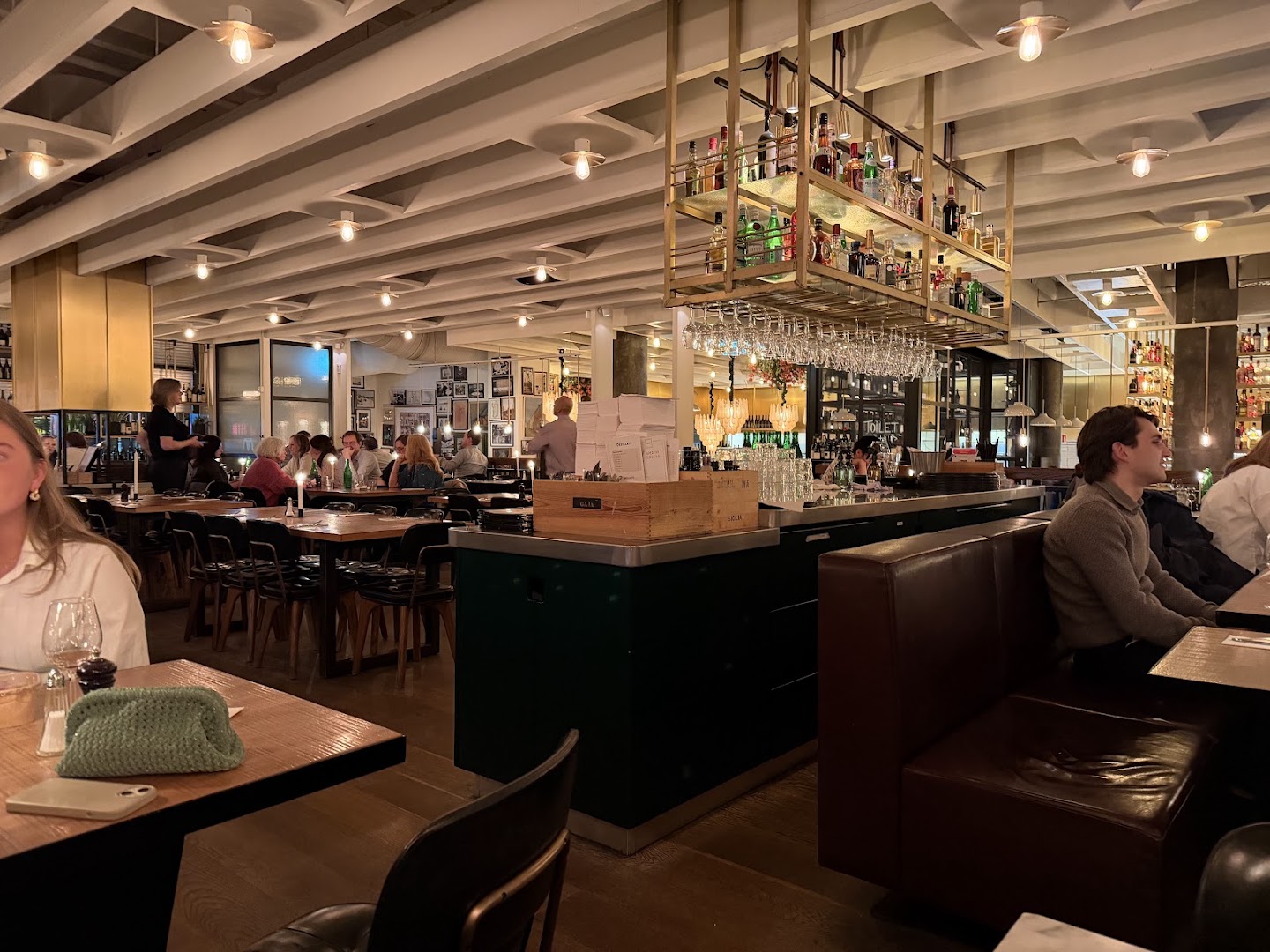 Frati: inviting atmosphere and professional quality