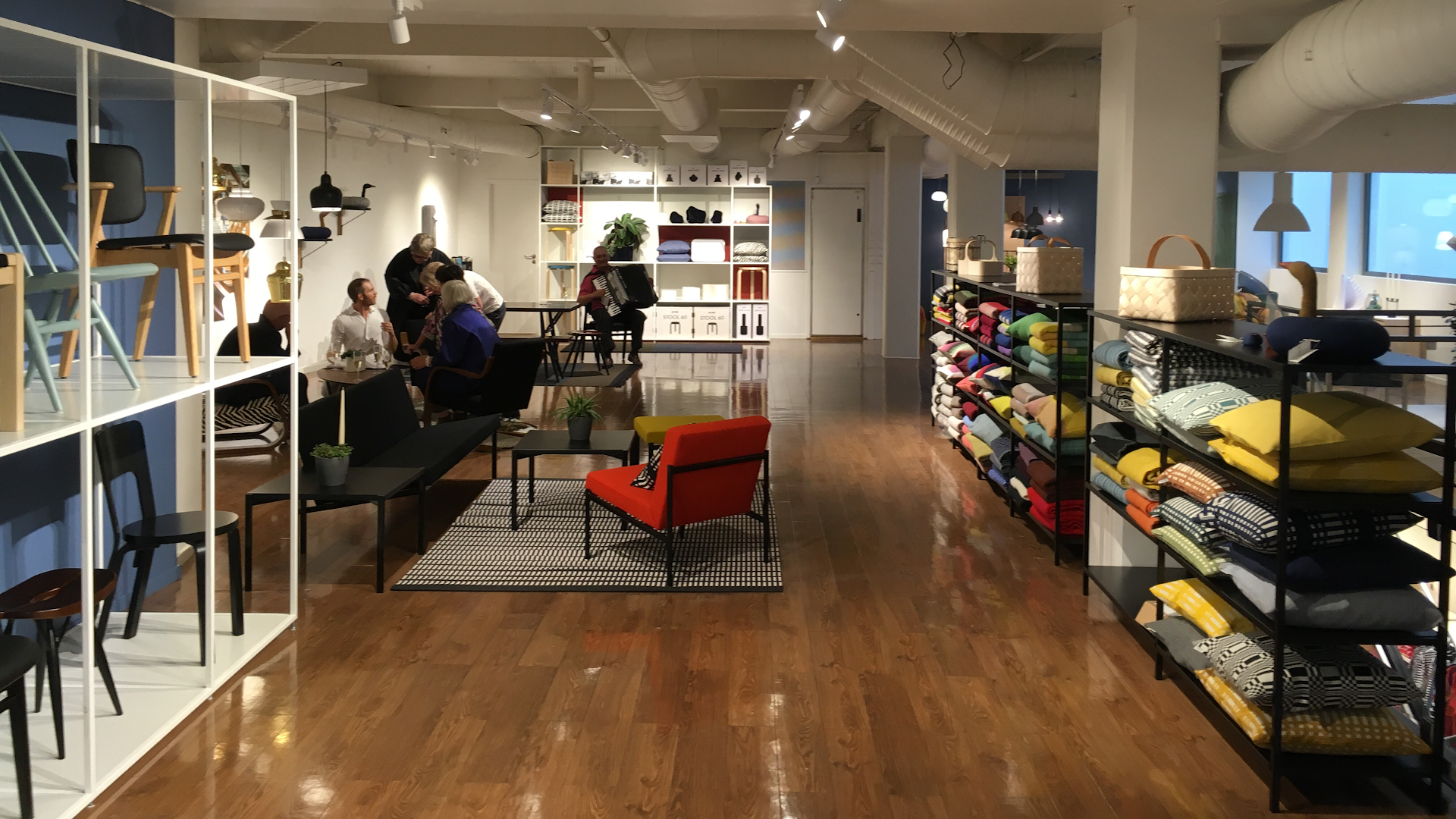Maija: clear interior shop display photo