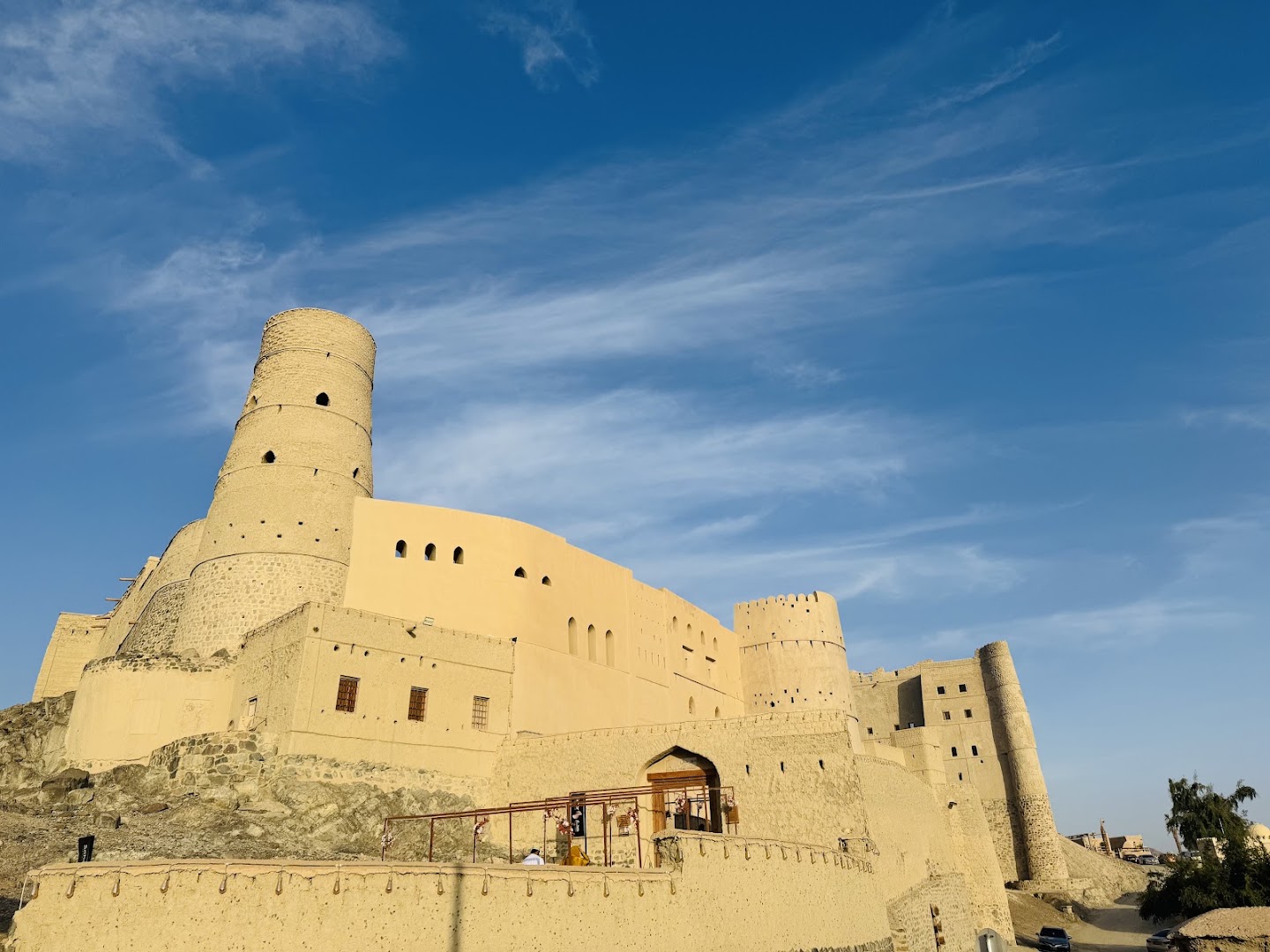 Bahla Fort: high quality exterior architectural shot