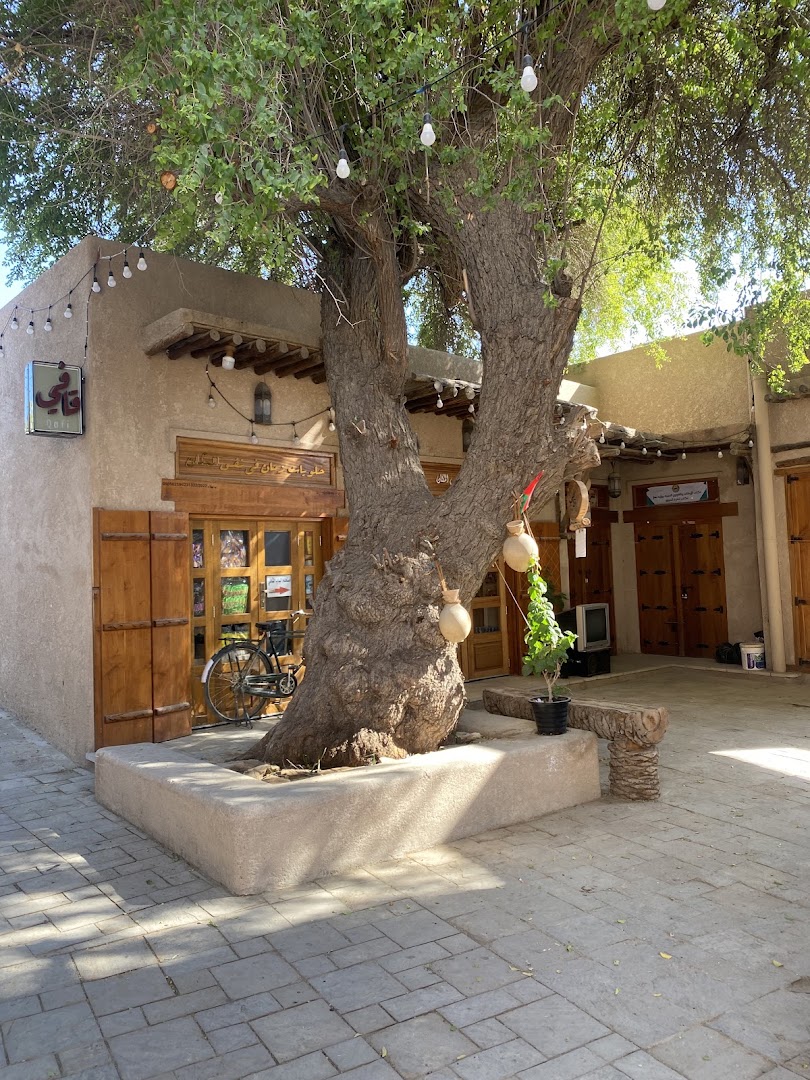 Bahla Historical Souq: venue atmosphere and architecture