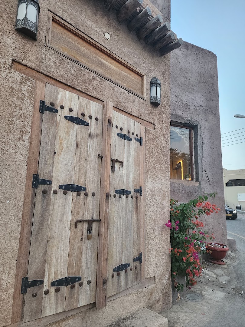 Bahla Historical Souq: authentic exterior captures venue atmosphere