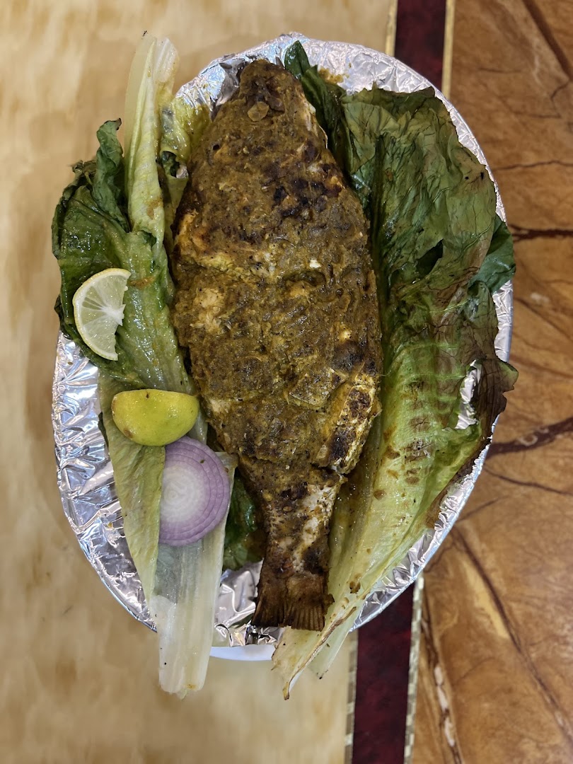 Al Shamaliah Grill & Restaurant: appetizing photo of grilled fish