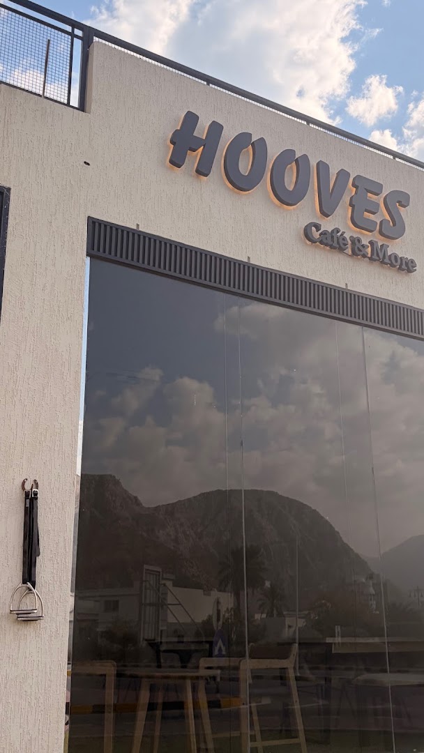 Hooves Cafe & More: clear exterior shot of venue