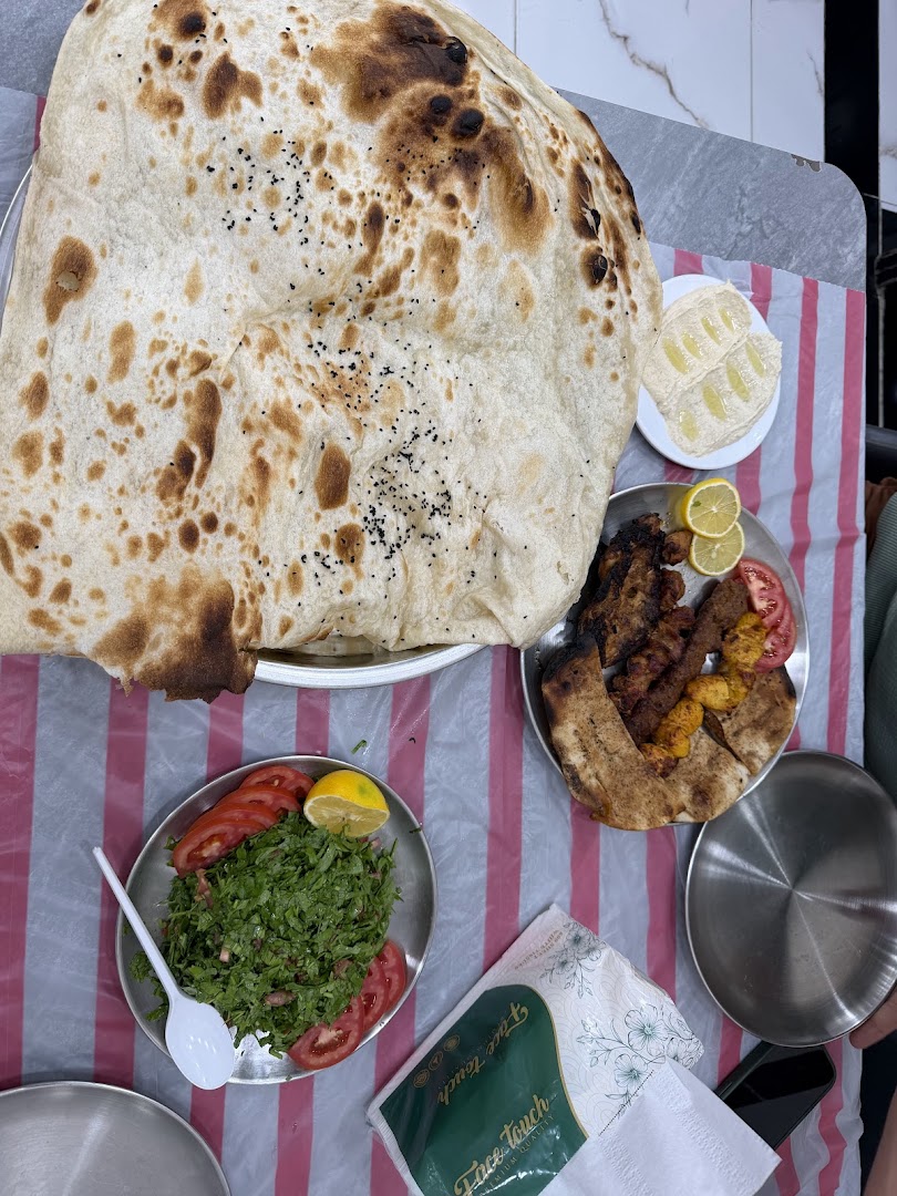 Mazahbi Al Yeman: appetizing photo of restaurant food