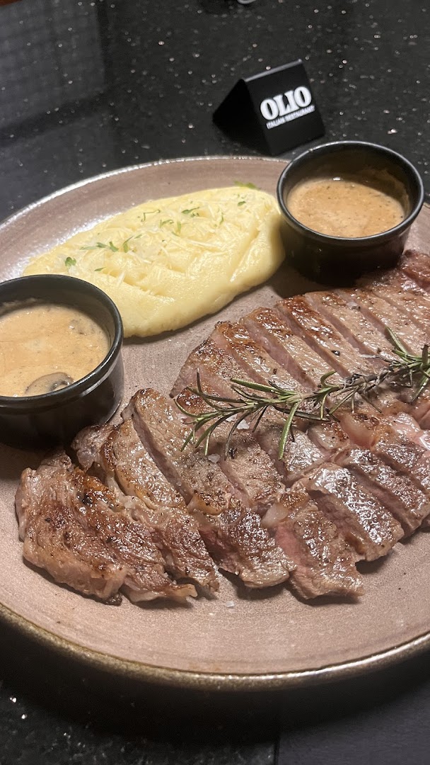 Olio Italian Restaurant: appetizing, high-quality food photography