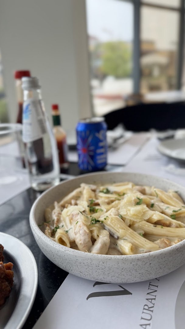 WS Restaurant & Café: appetizing food photo in restaurant