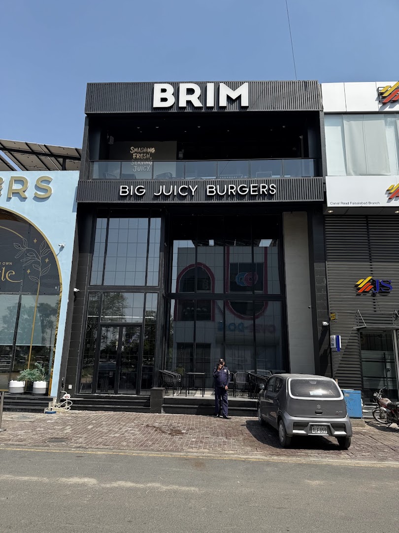 BRIM Burgers: clear exterior shot of restaurant