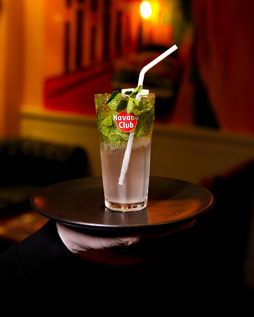 Coco Cubano: professional quality drink photo