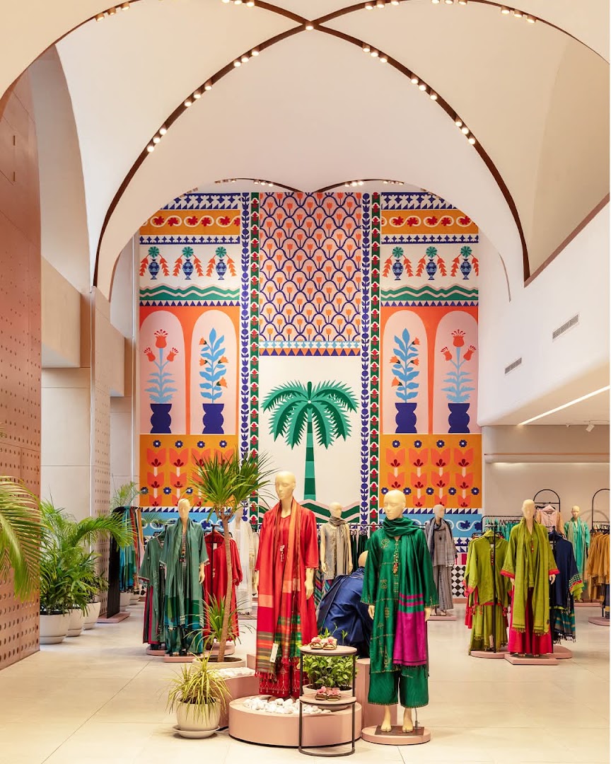 Khaadi: high quality interior shop photo