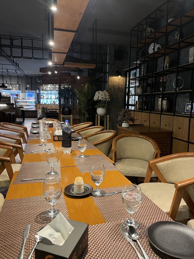 Zen Restaurant: clear, inviting restaurant interior shot
