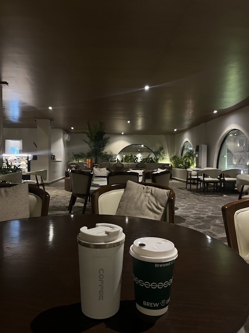 Brew District Cafe: clear, inviting cafe interior shot