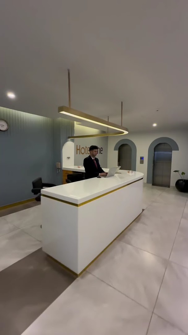 Hotel One Gujranwala: professional hotel lobby reception photo